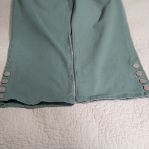 Code Bleu Women's Capri 18W Blue Jeans 100%Cotton - Picture 7 of 13